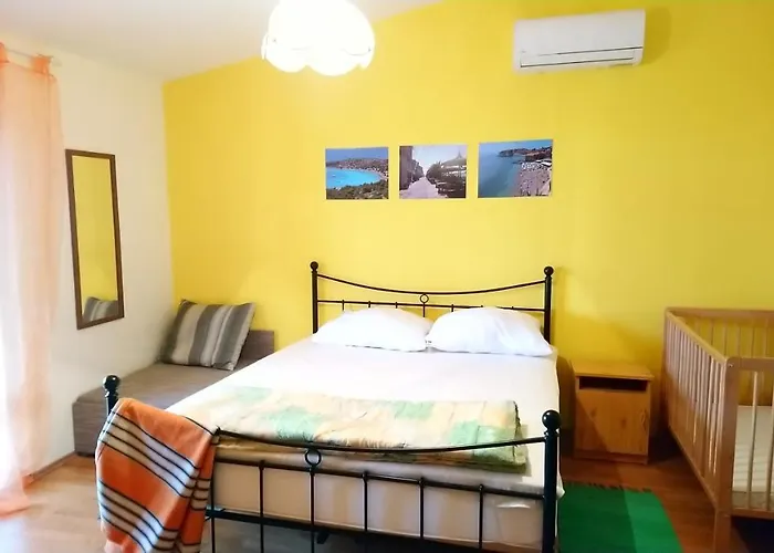 Hébergement de vacances - Beautiful Beaches In Dalmatia Pirovac